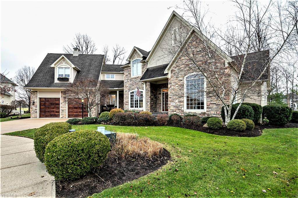 33521 Silver Oak Drive - Photo 1