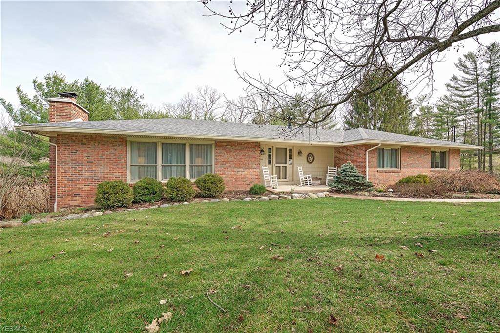 100 Merryhill - Photo 1