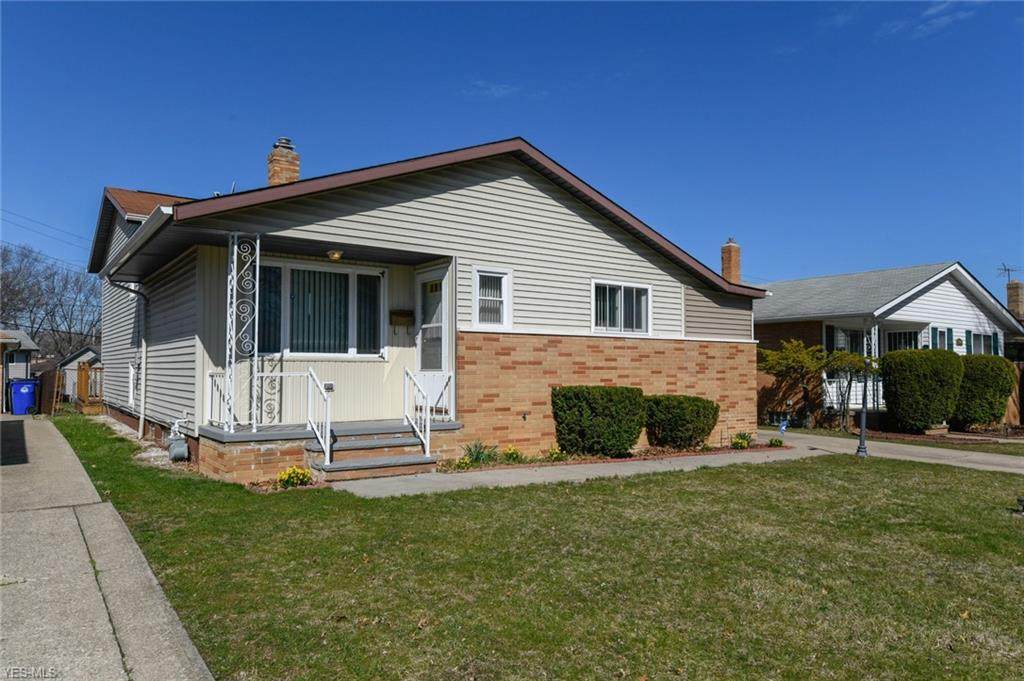 1010 179th Street - Photo 1