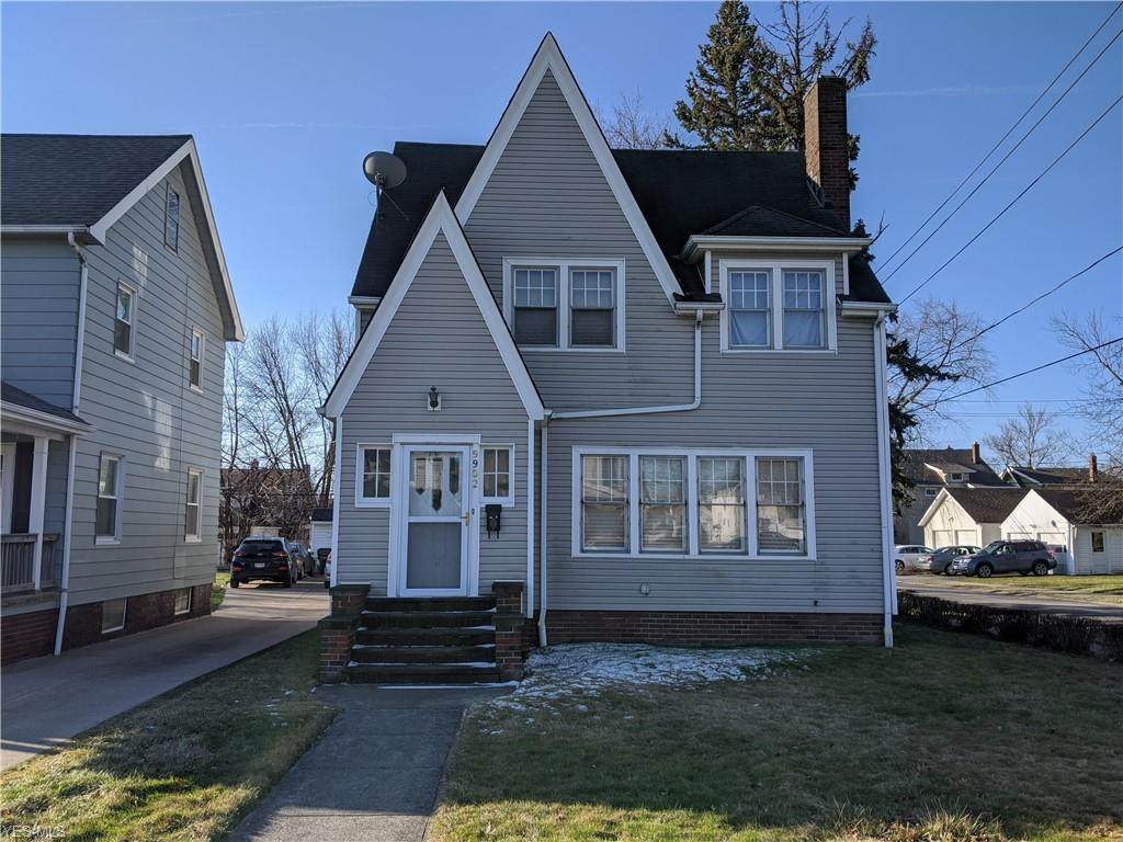 9902 Robinson Avenue - Photo 1