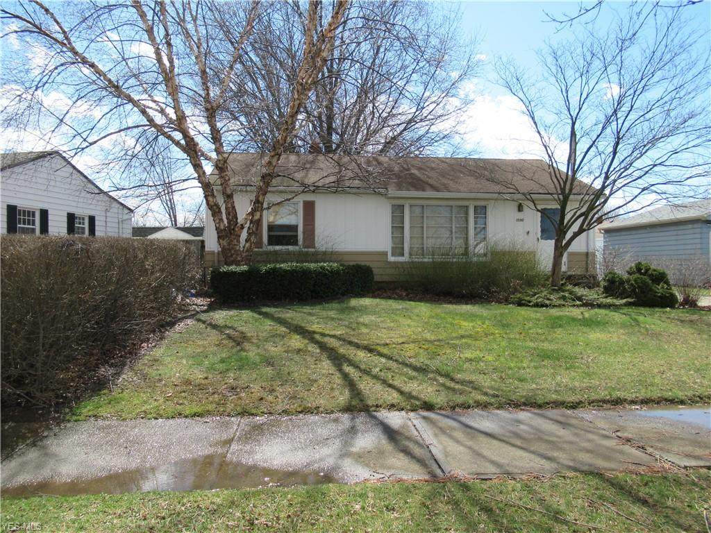 1590 Dennis Drive - Photo 1