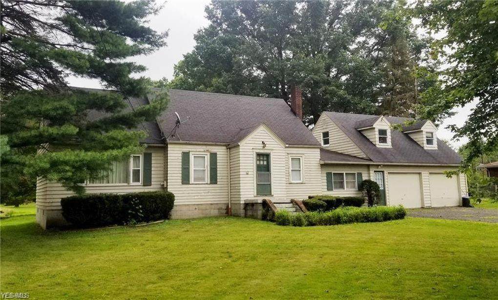 275 Coitsville Hubbard Road - Photo 1