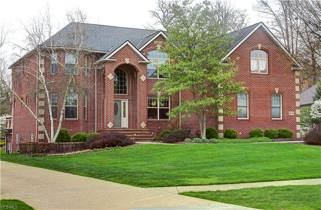 18661 Comstock Circle - Photo 1