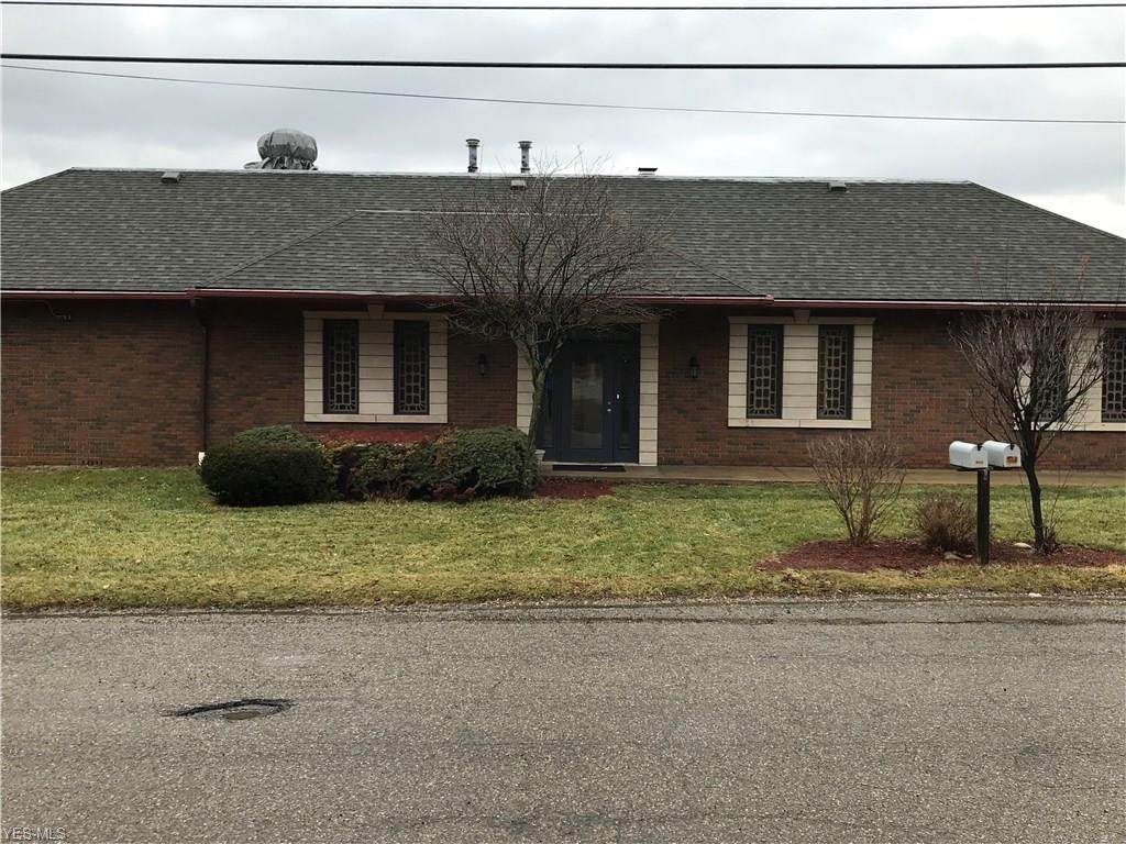 1008 9th Street - Photo 1