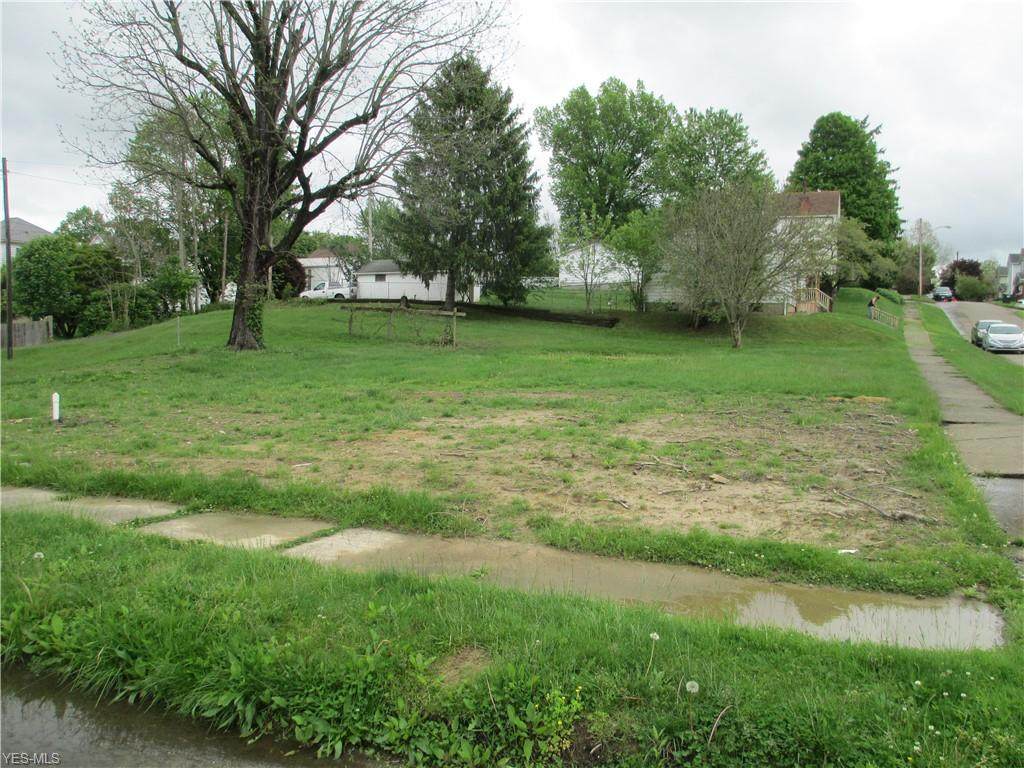 1101 Foster Avenue - Photo 1