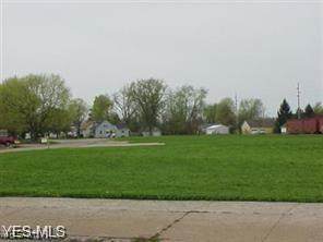 437 Cambridge Road - Photo 1