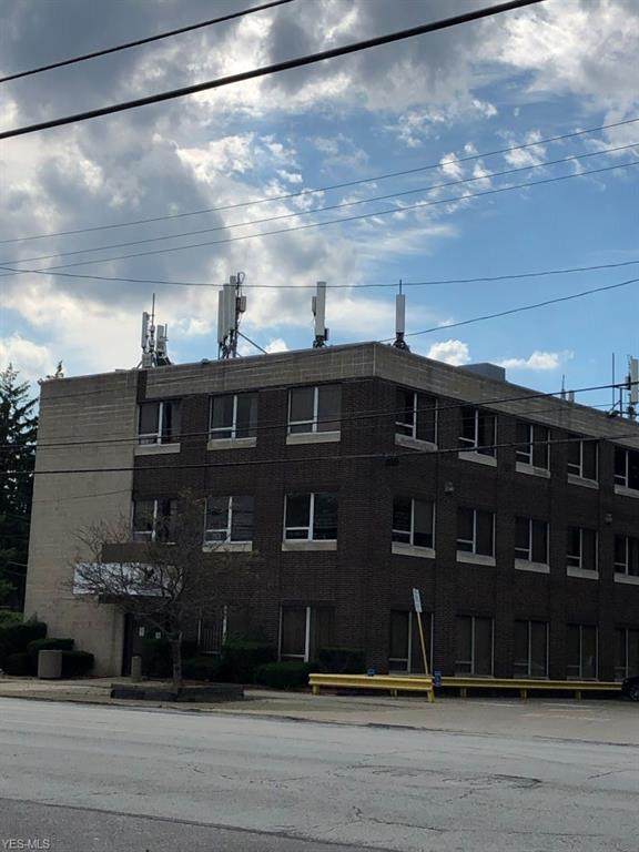 5700 Pearl Road - Photo 1