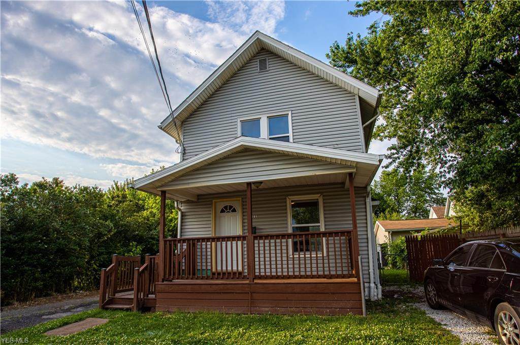 1611 18th Street - Photo 1