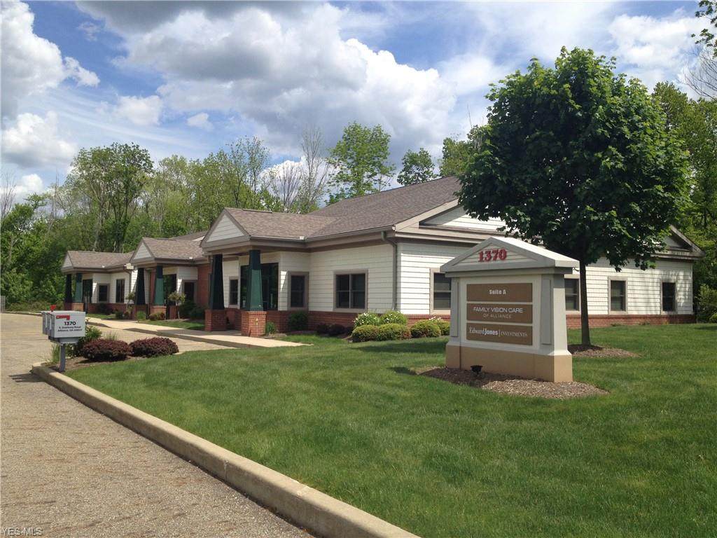 1370 Sawburg Avenue - Photo 1
