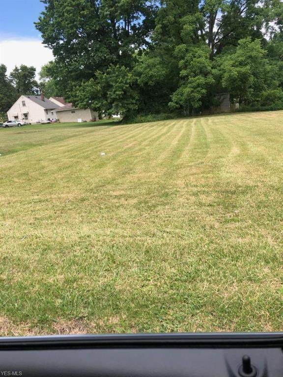 Lincoln Avenue - Photo 1