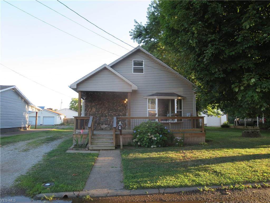 206 38th Street - Photo 1