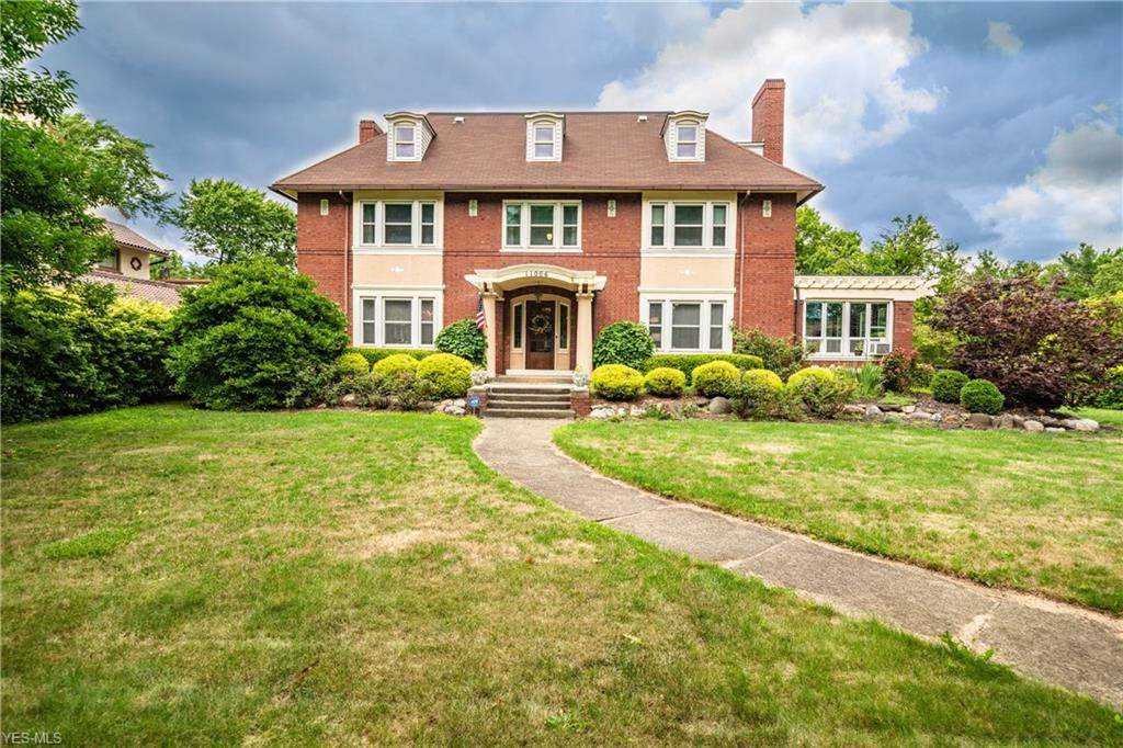 11006 Lake Avenue - Photo 1