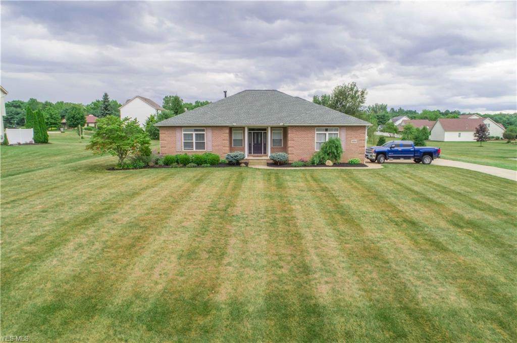 1482 Countryside Drive - Photo 1