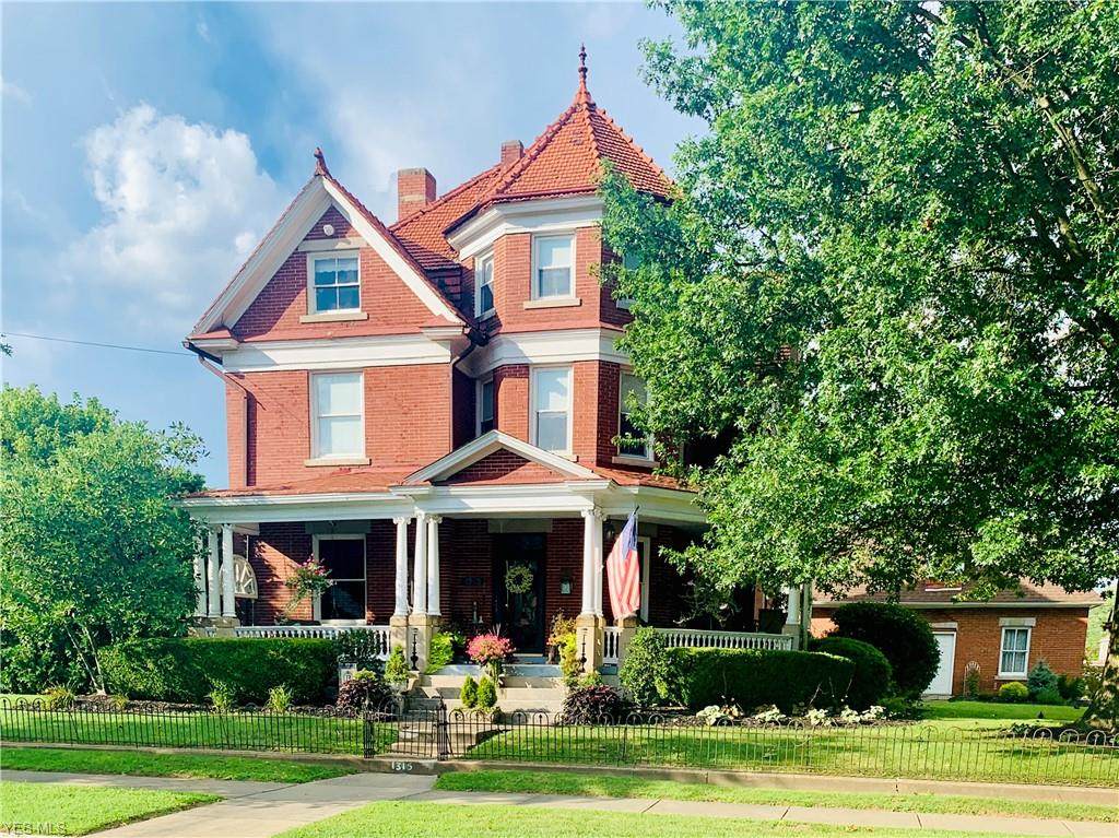 1315 Washington Avenue - Photo 1
