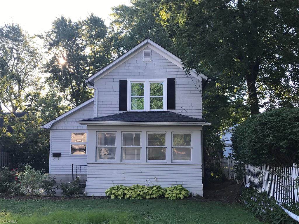 4423 Summit Street - Photo 1