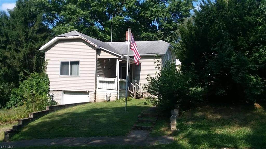 461 Warwick Avenue - Photo 1