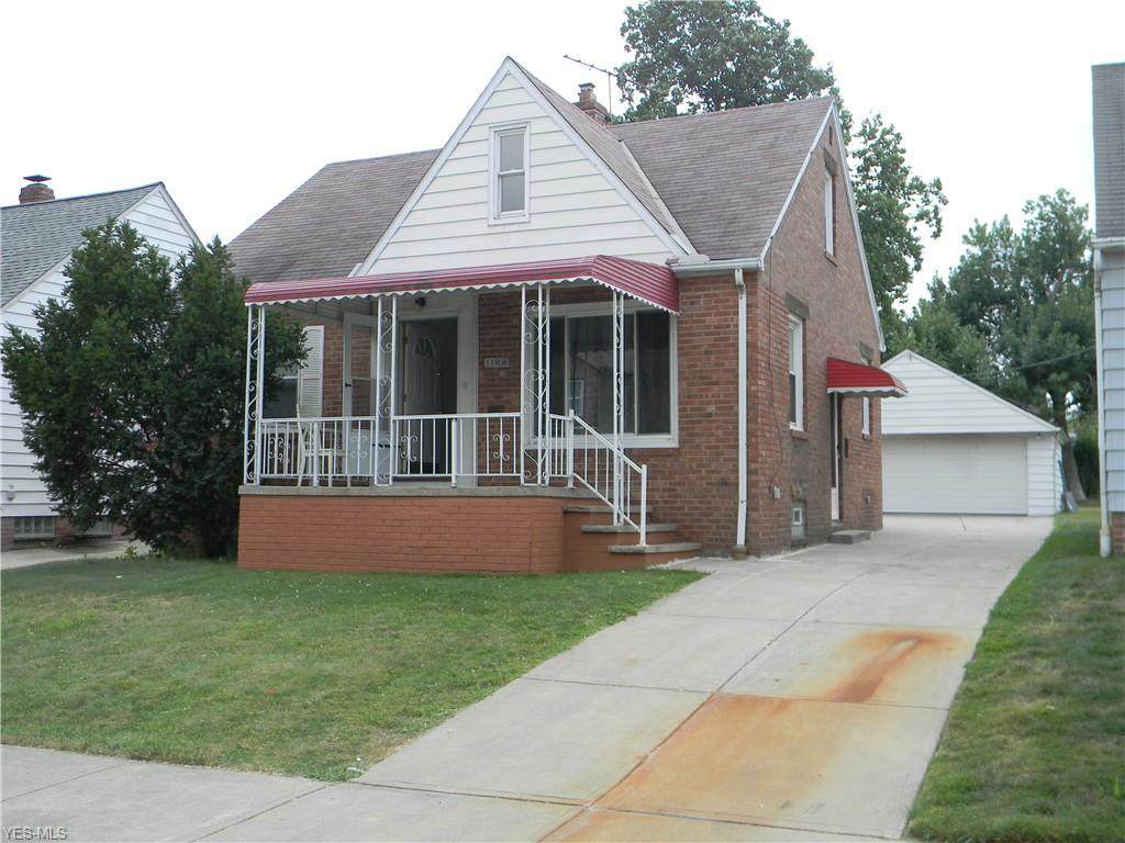 11906 Willard Avenue - Photo 1