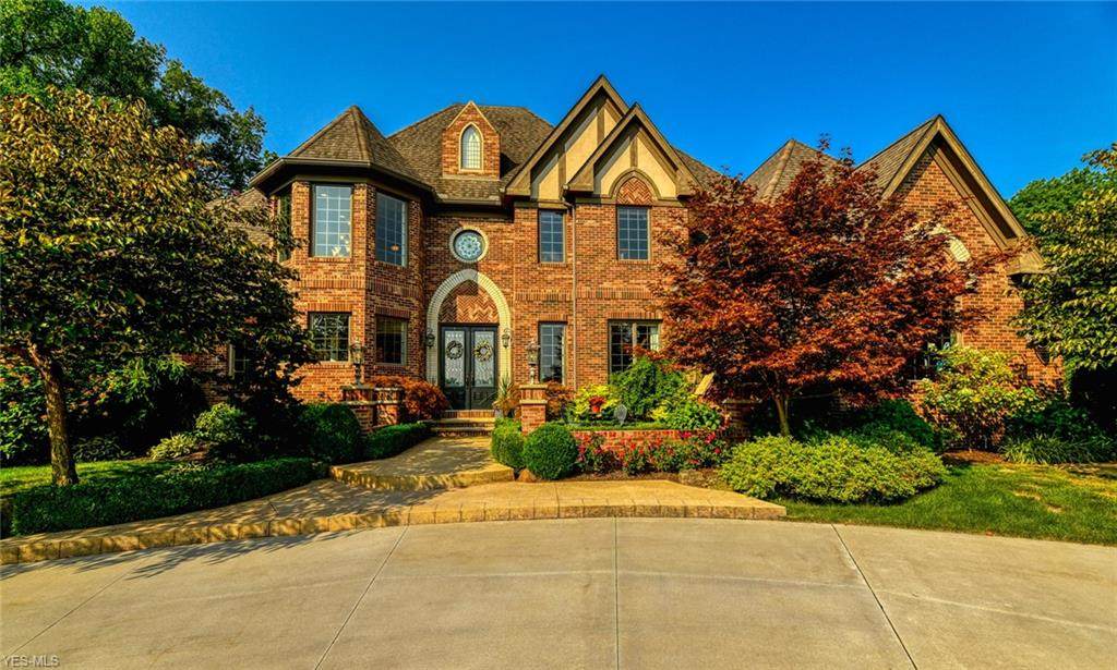 1084 River Woods Drive - Photo 1