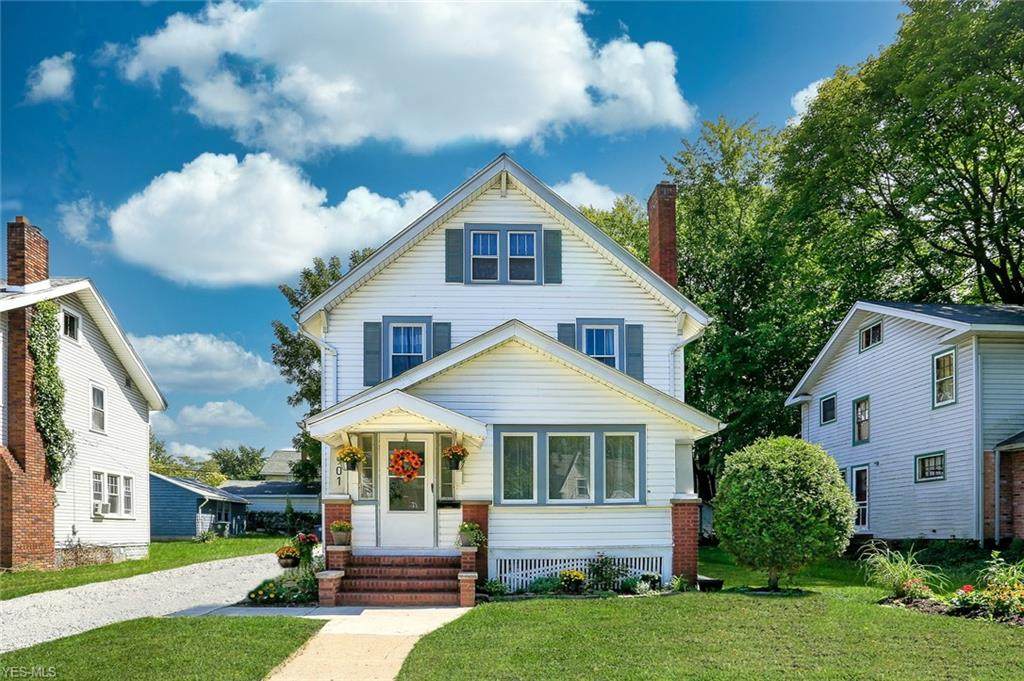 901 Hawkins Avenue - Photo 1