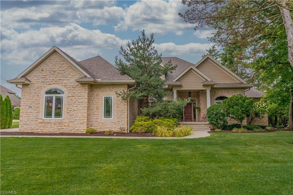 1514 Lancaster Gate - Photo 1