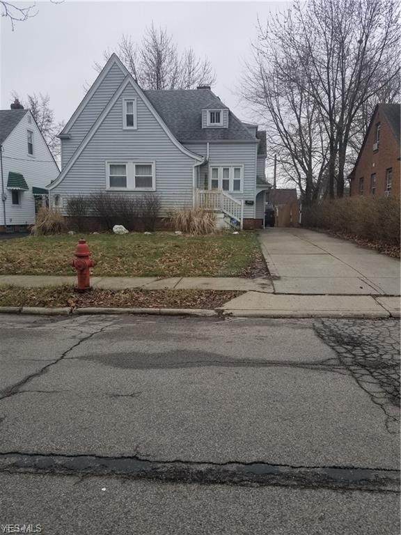 19908 Ridgewood Avenue - Photo 1