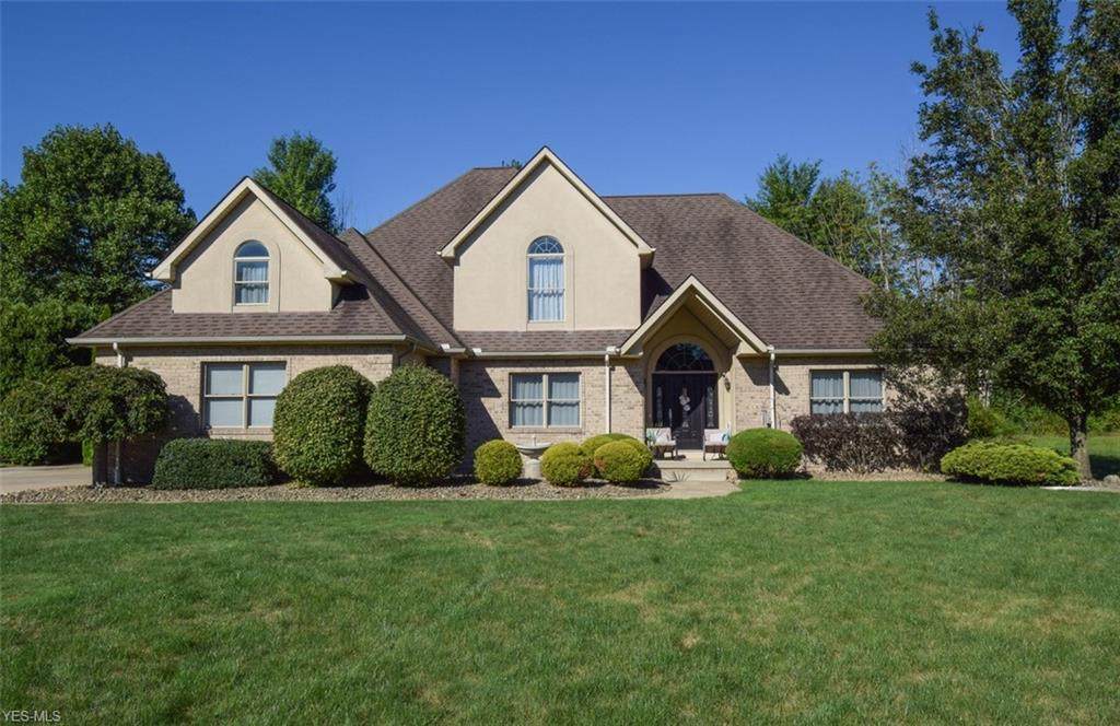 1326 Meadowood Circle - Photo 1