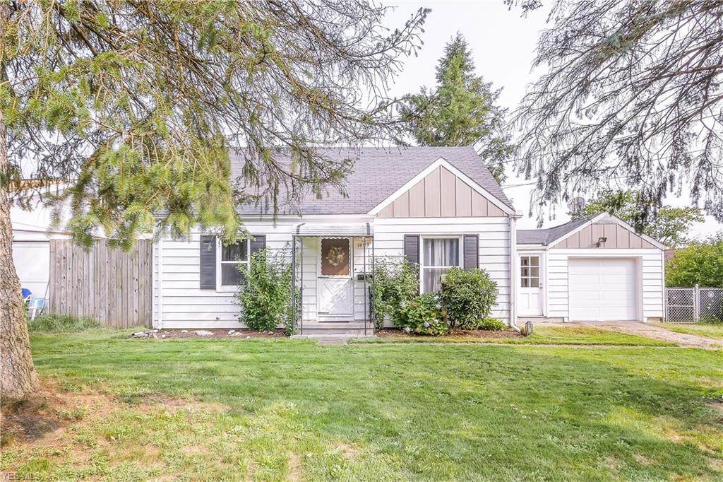 1493 Indianola Avenue - Photo 1