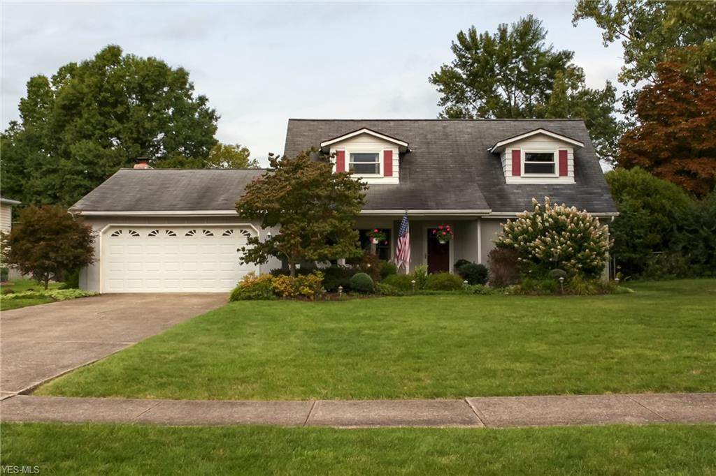 8562 Usher Road - Photo 1