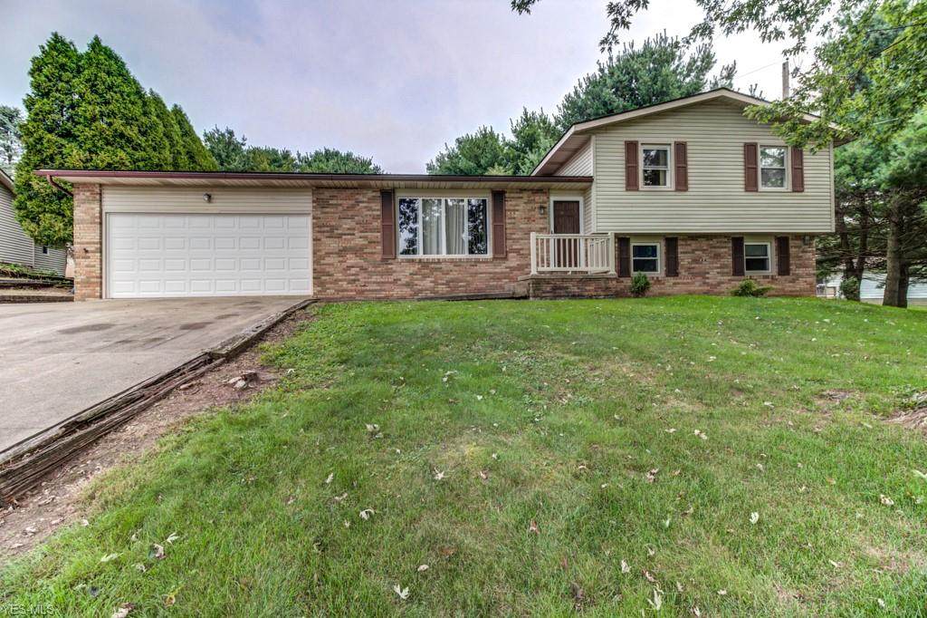 516 8th Street - Photo 1