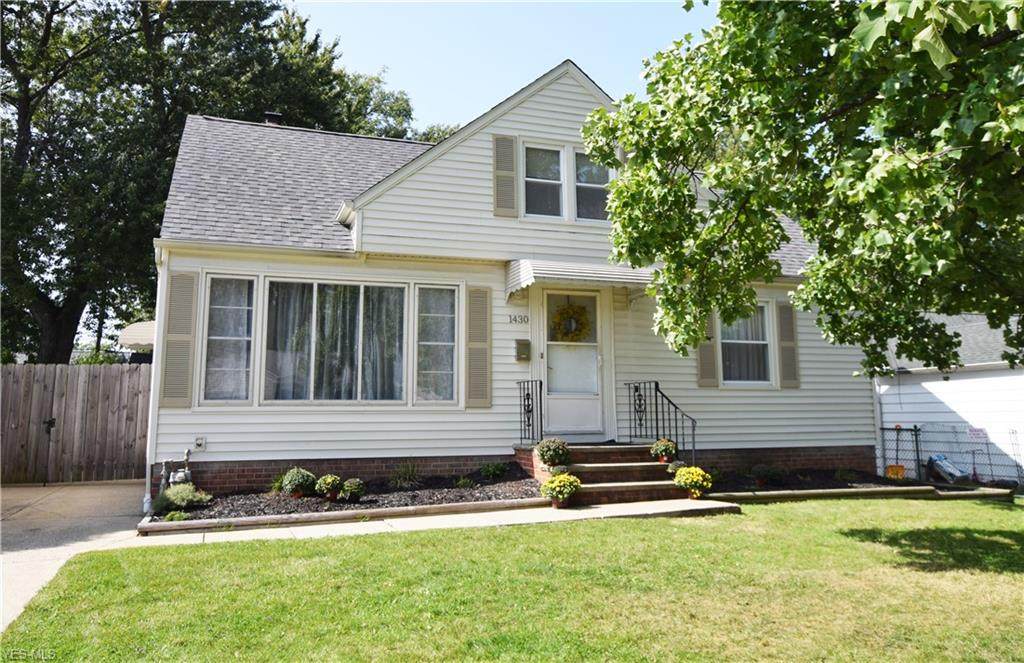 1430 Eastwood Avenue - Photo 1