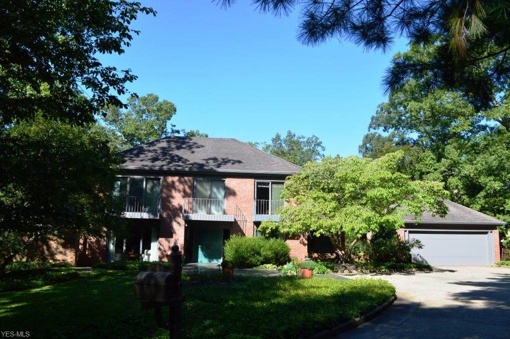 105 Hillside Way - Photo 1