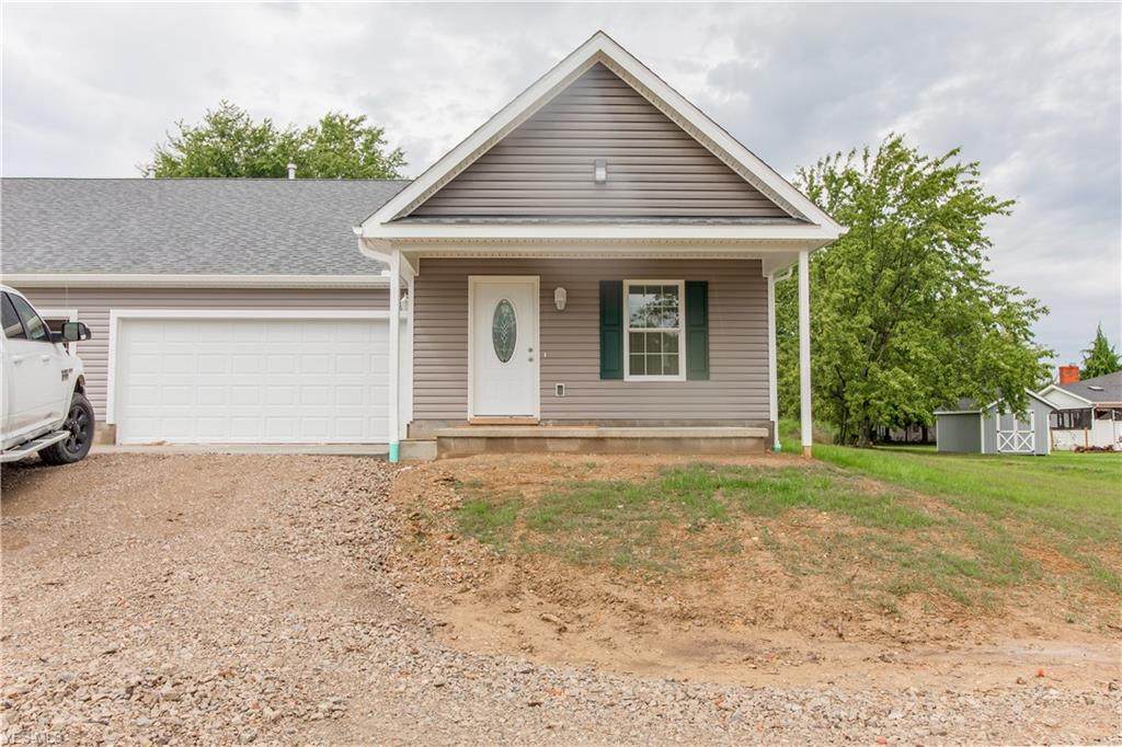 1840 Alexander Drive - Photo 1