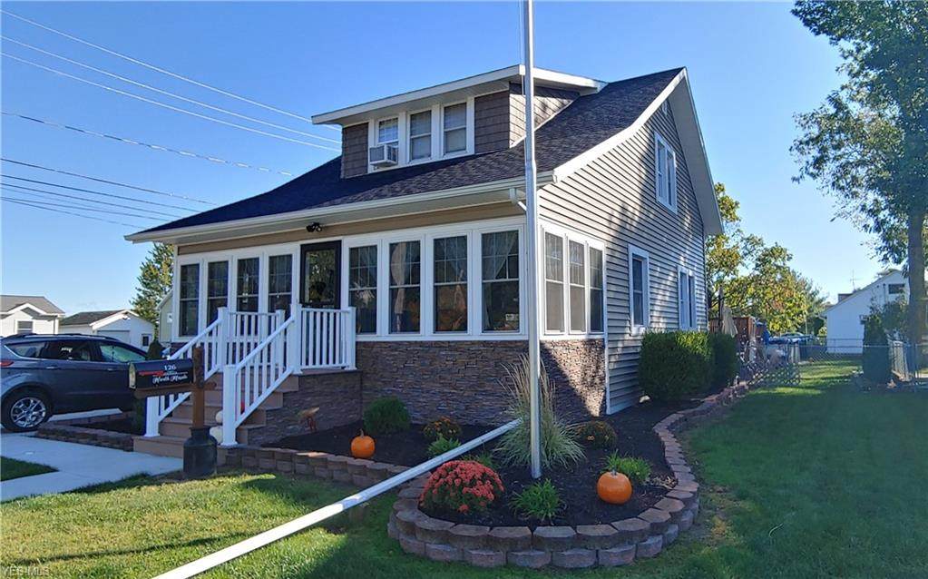 126 Maple Street - Photo 1
