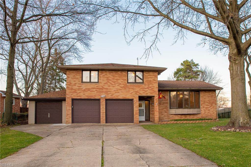 285 Old Rockside Road - Photo 1