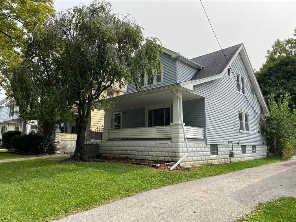 8706 Vineyard Avenue - Photo 1