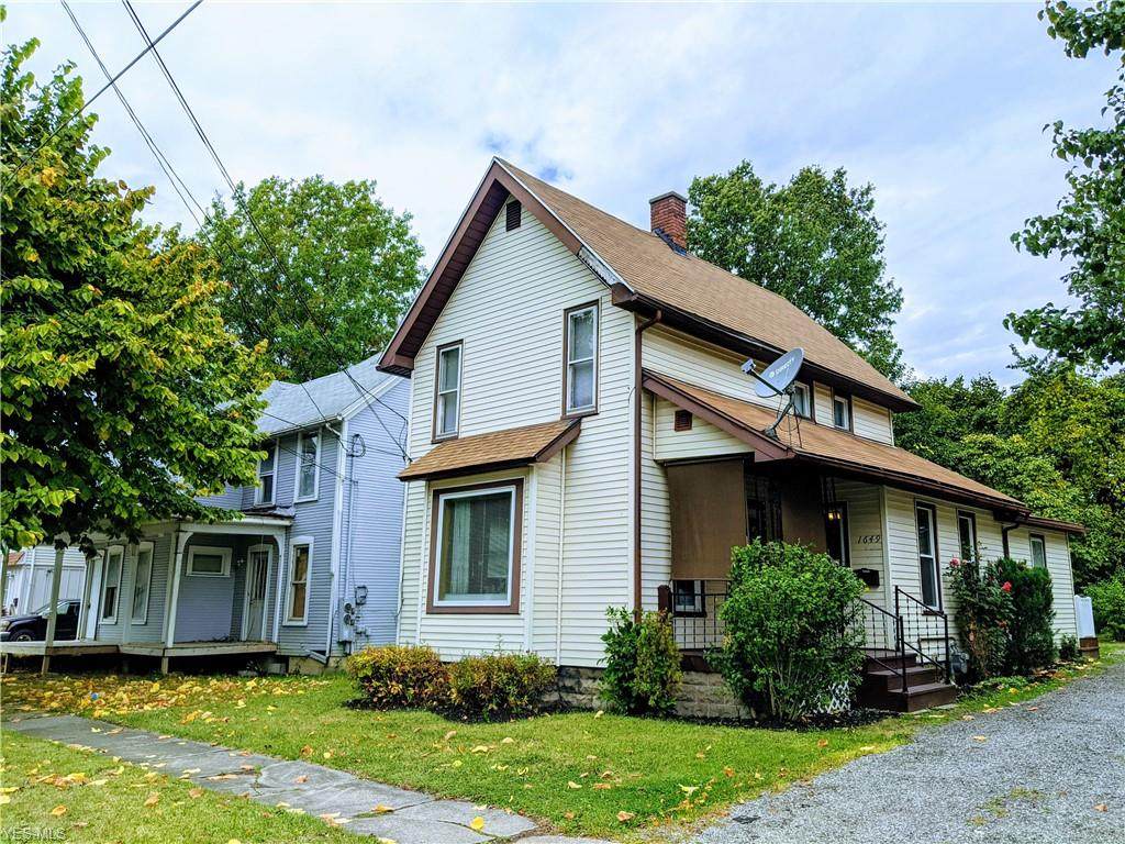 1649 8th Street - Photo 1