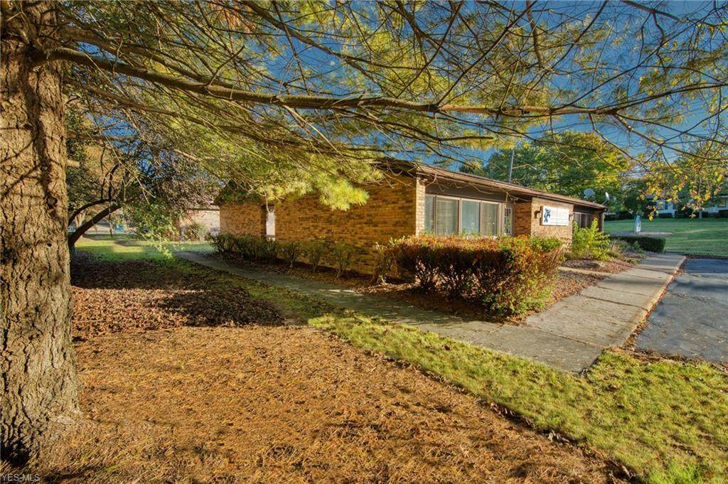 650 Youngstown Warren Road - Photo 1