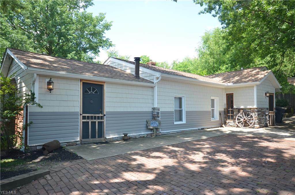 2333 Cooledge Avenue - Photo 1