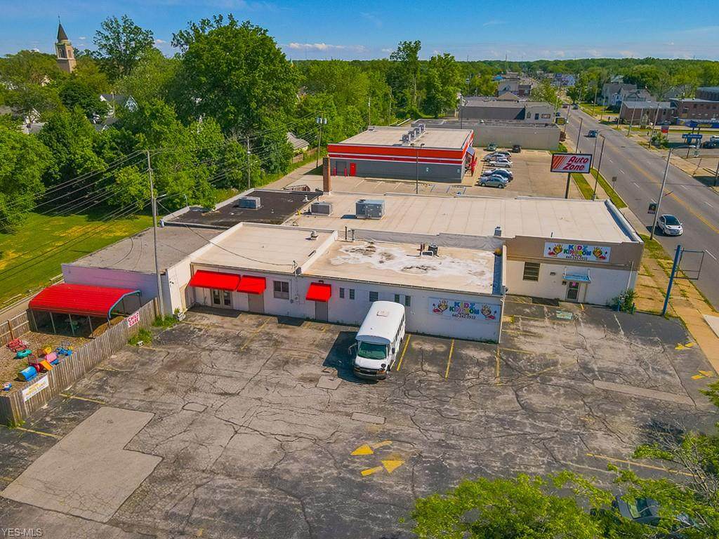 2325 Broadway - Photo 1
