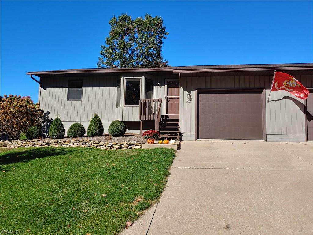 1825 Paradise Road - Photo 1