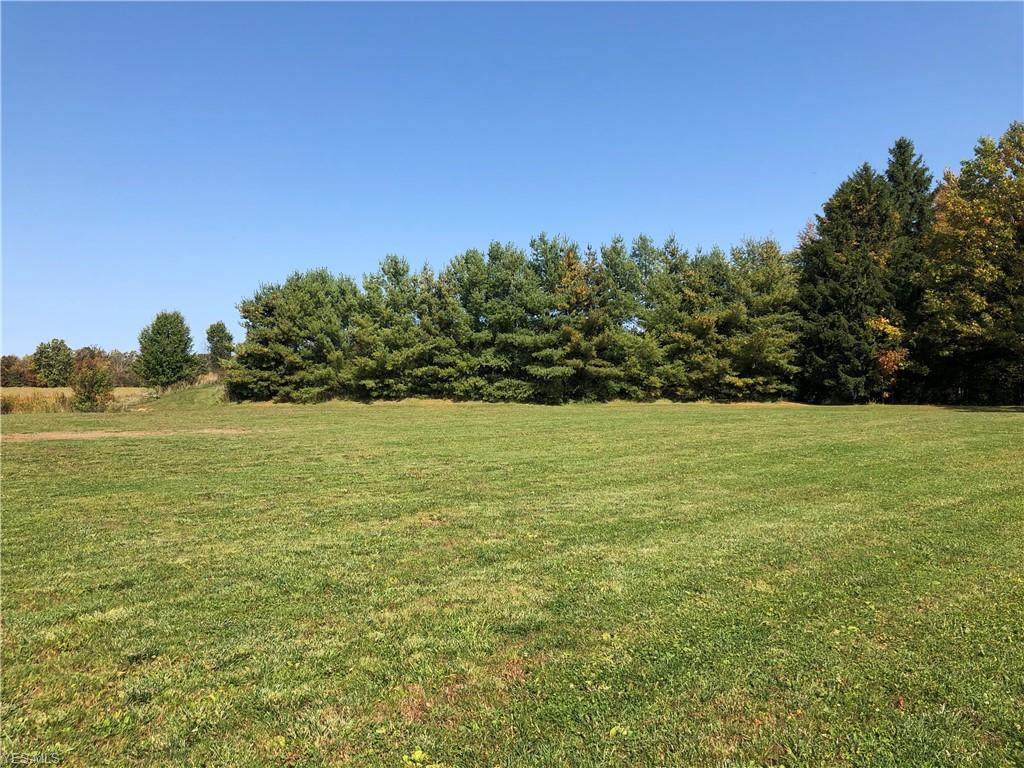 2890 Hunters Trail - Photo 1