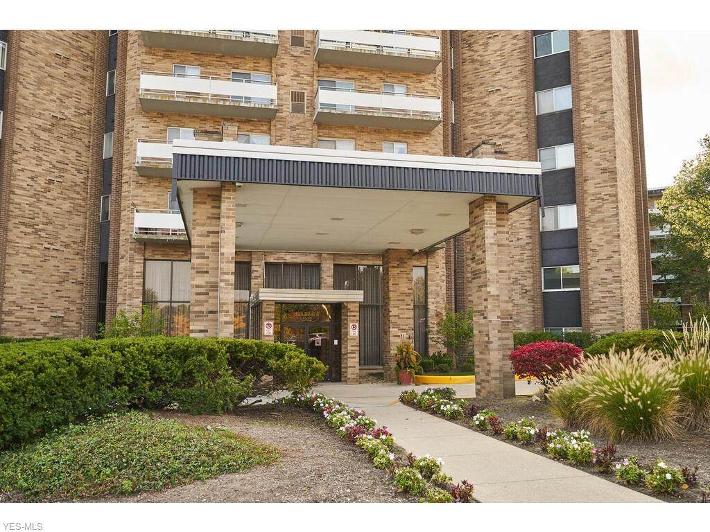 2202 Acacia Park Drive - Photo 1