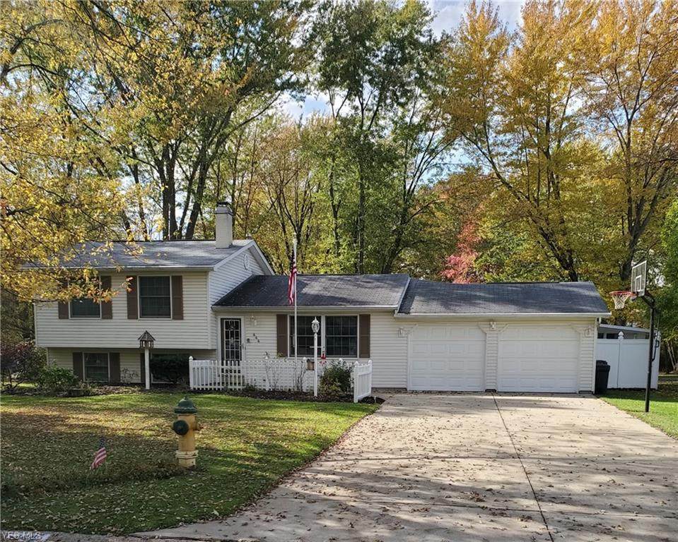 444 Laurelwood Drive - Photo 1