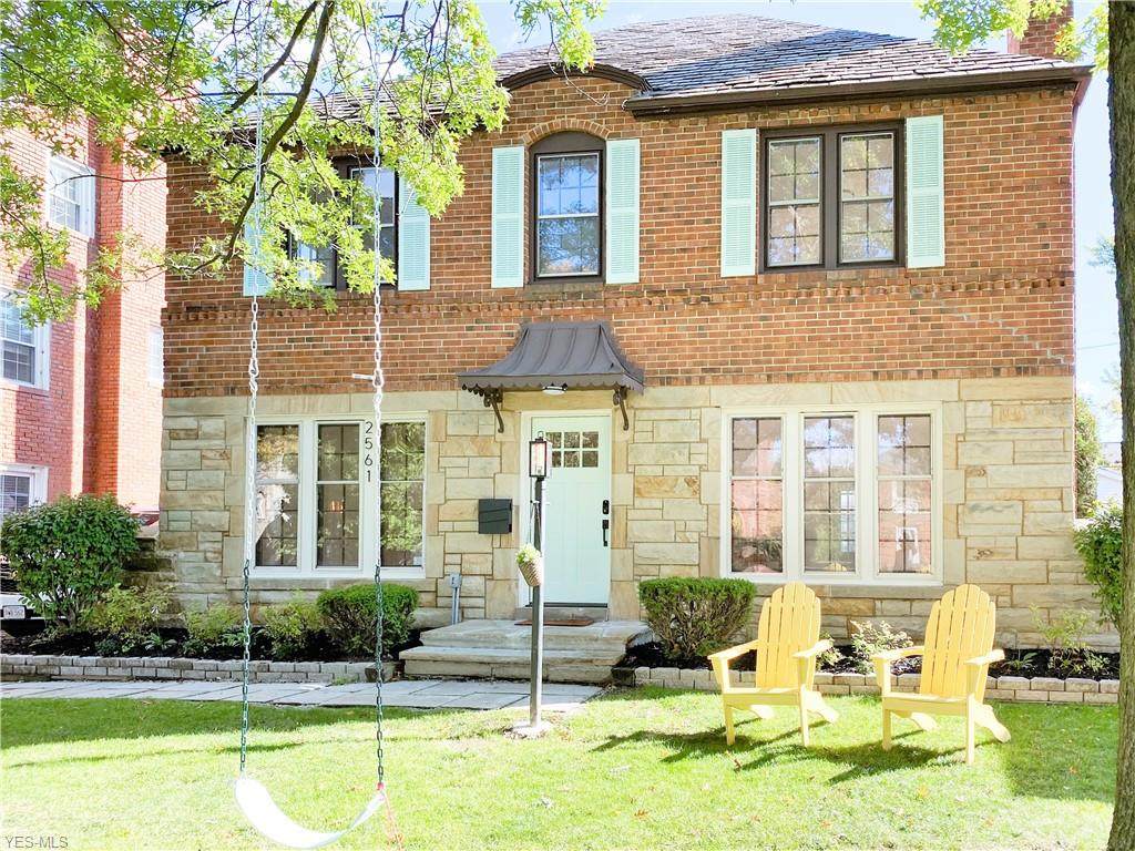 2561 Charney Road - Photo 1
