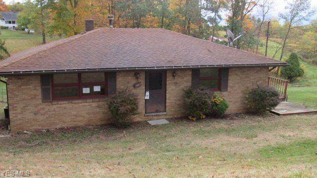 1403 Halls Road - Photo 1