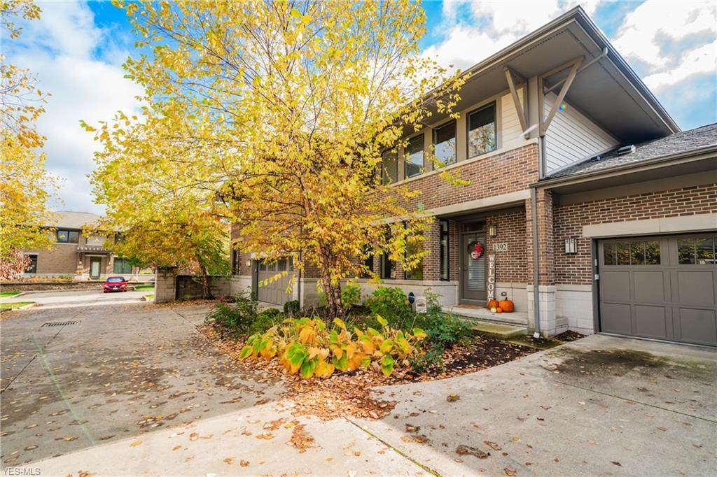 1392 Slate Court - Photo 1