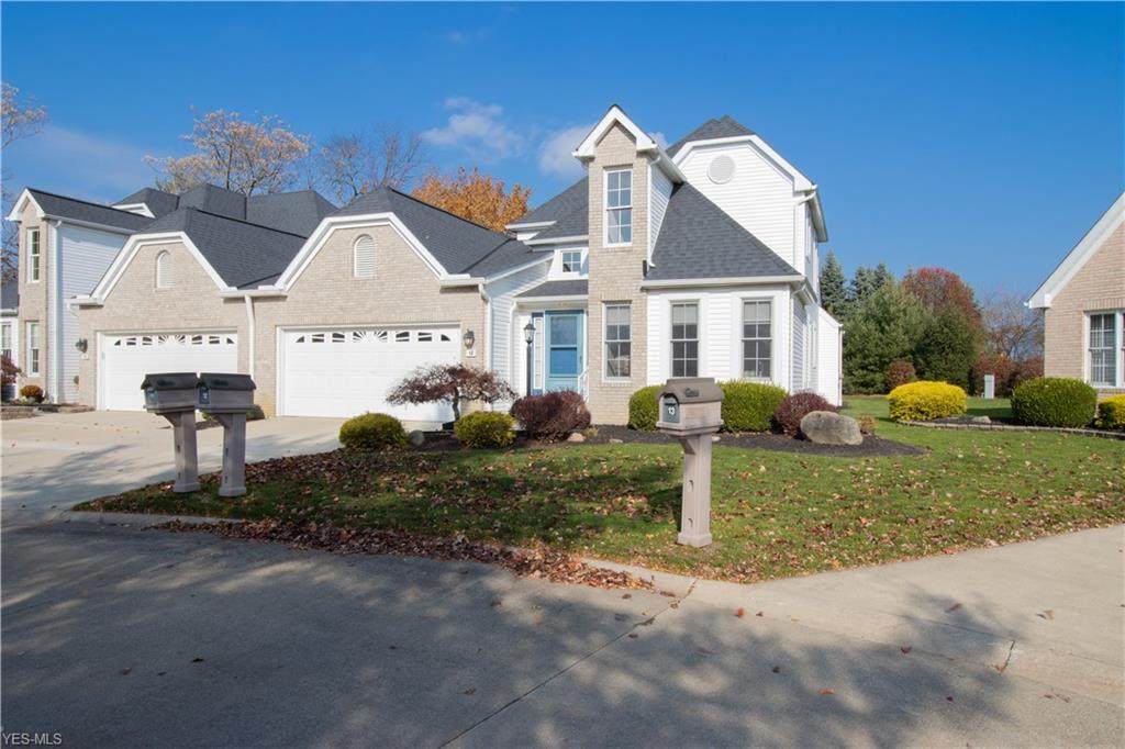 12 Nantucket Row - Photo 1
