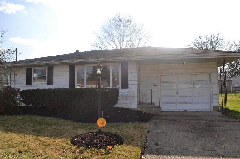 203 Mccadden Avenue - Photo 1