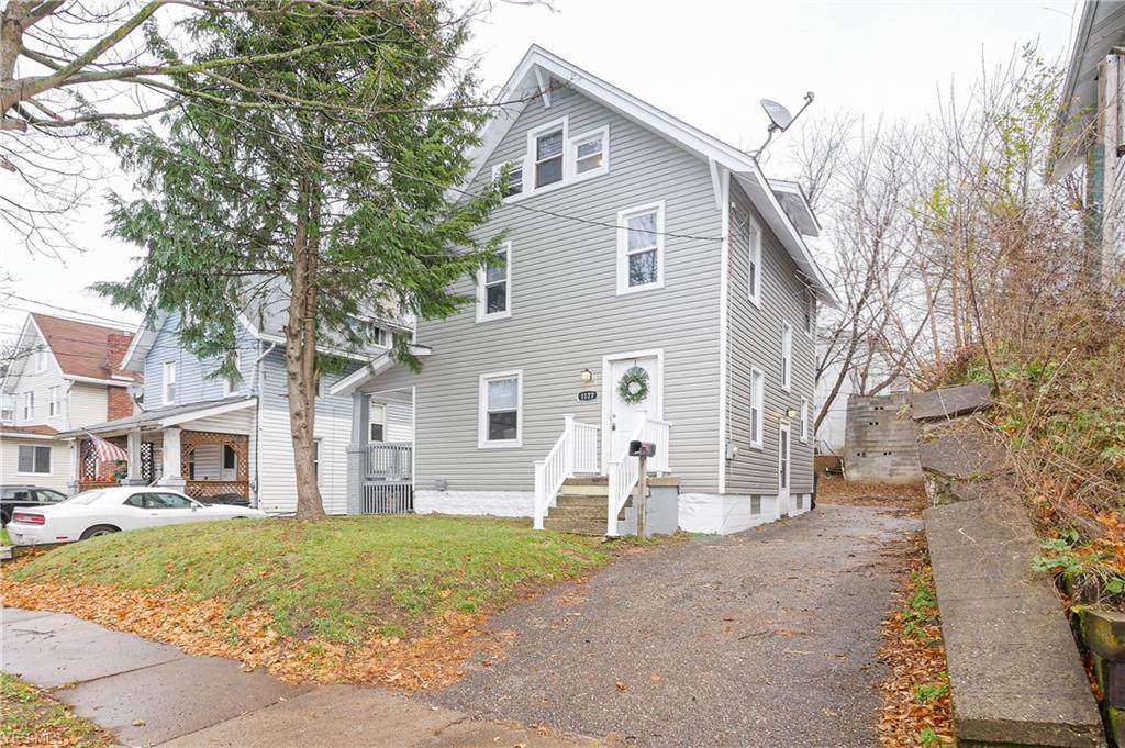 1177 Pondview Avenue - Photo 1