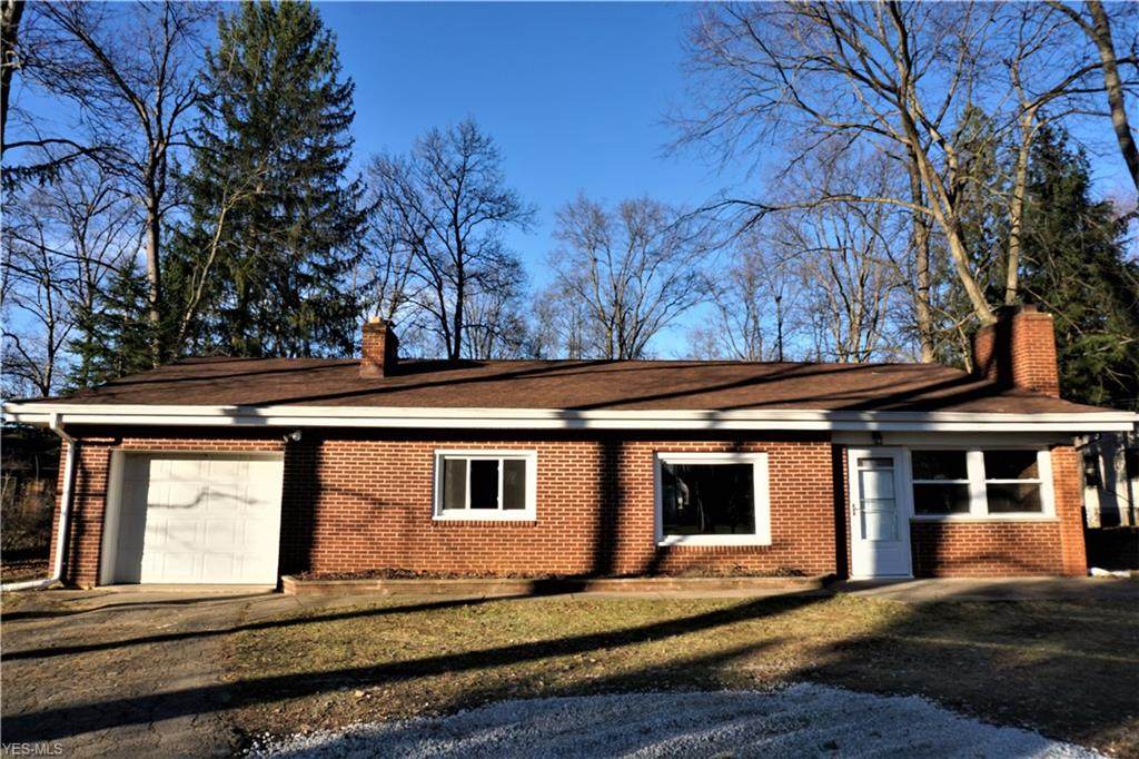 2409 Eastwood Avenue - Photo 1